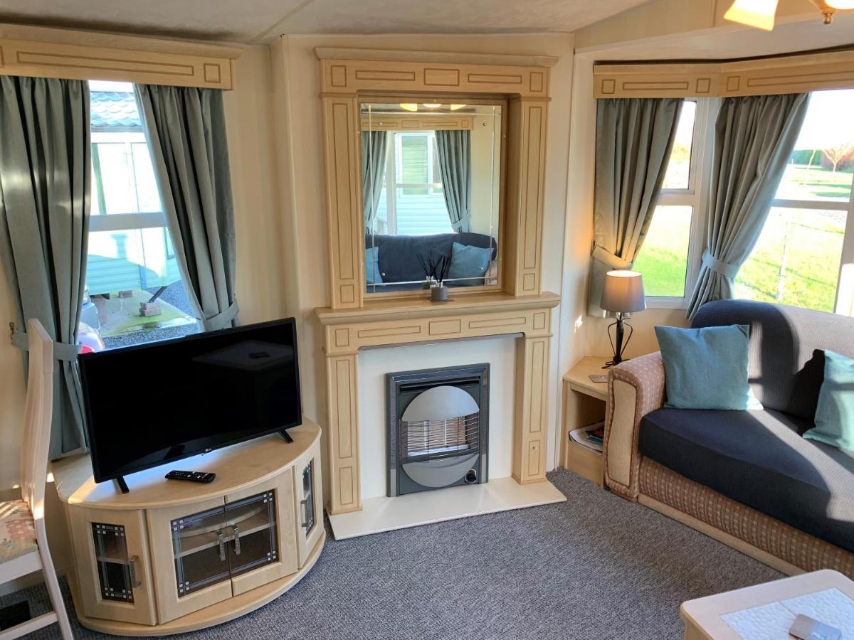 Lovely Static Holiday Caravan Near Whithorn Экстерьер фото