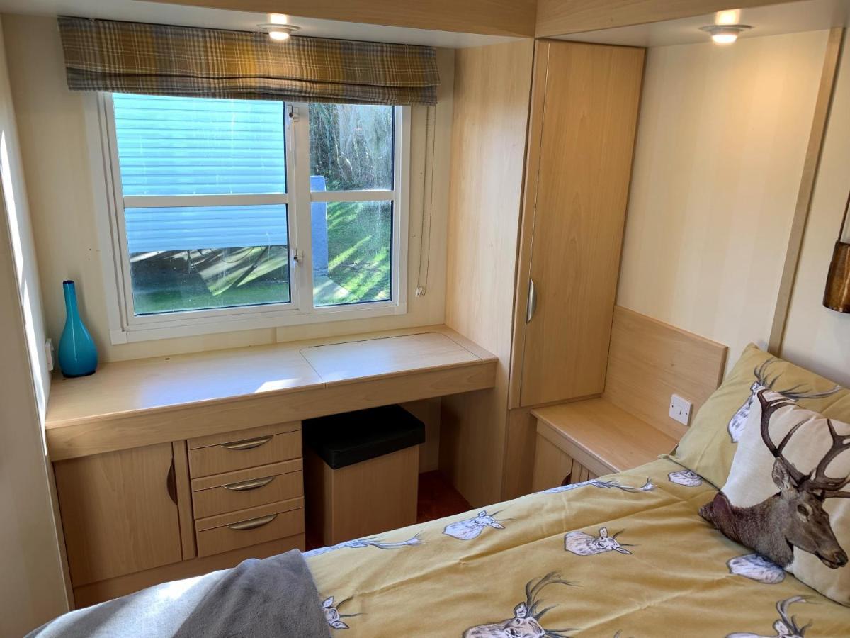 Lovely Static Holiday Caravan Near Whithorn Экстерьер фото